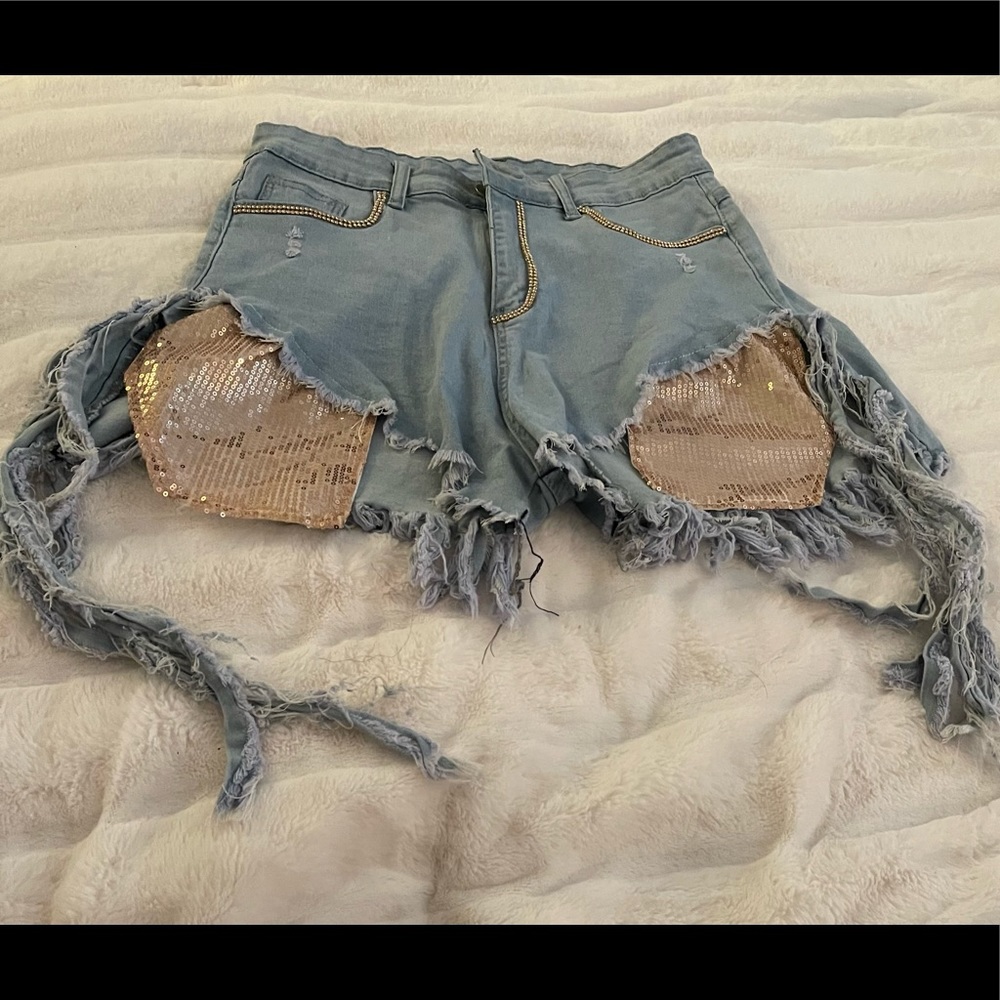 Denim ripped shorts